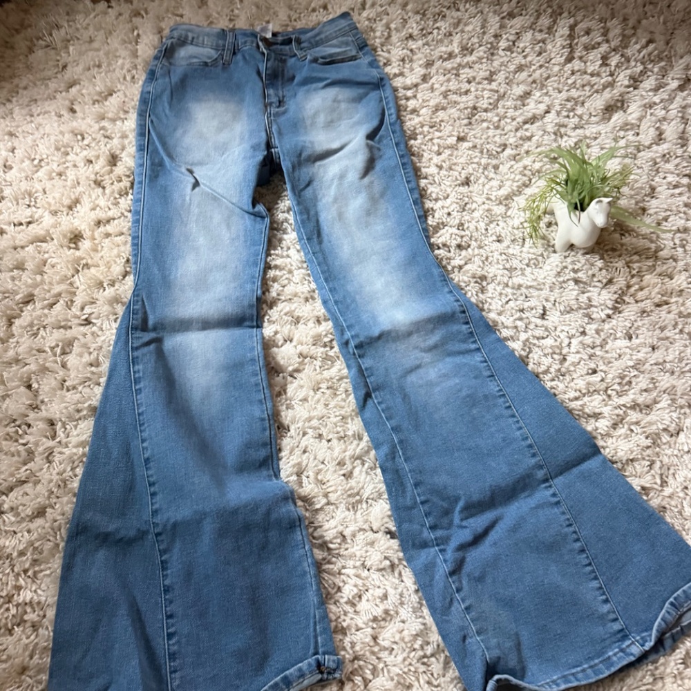 Stylish Vibe & Rant Blue vintage flared 90s super cute women’s light blue Denim - Picture 2 of 9
